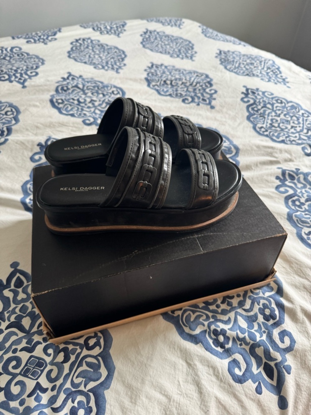 Kelsi Dagger Black Textured Leather Shoe Box